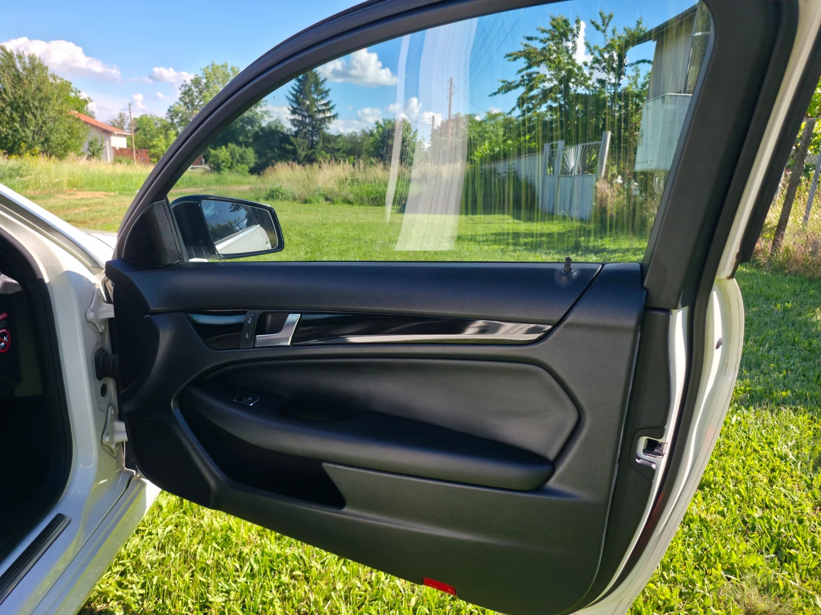 Mercedes-Benz C 250 AMG, снимка 14 - Автомобили и джипове - 54894735