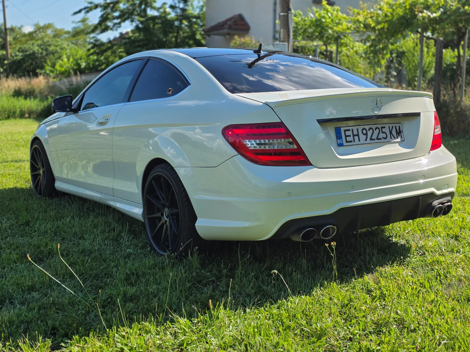 Mercedes-Benz C 250 AMG, снимка 4 - Автомобили и джипове - 54894735