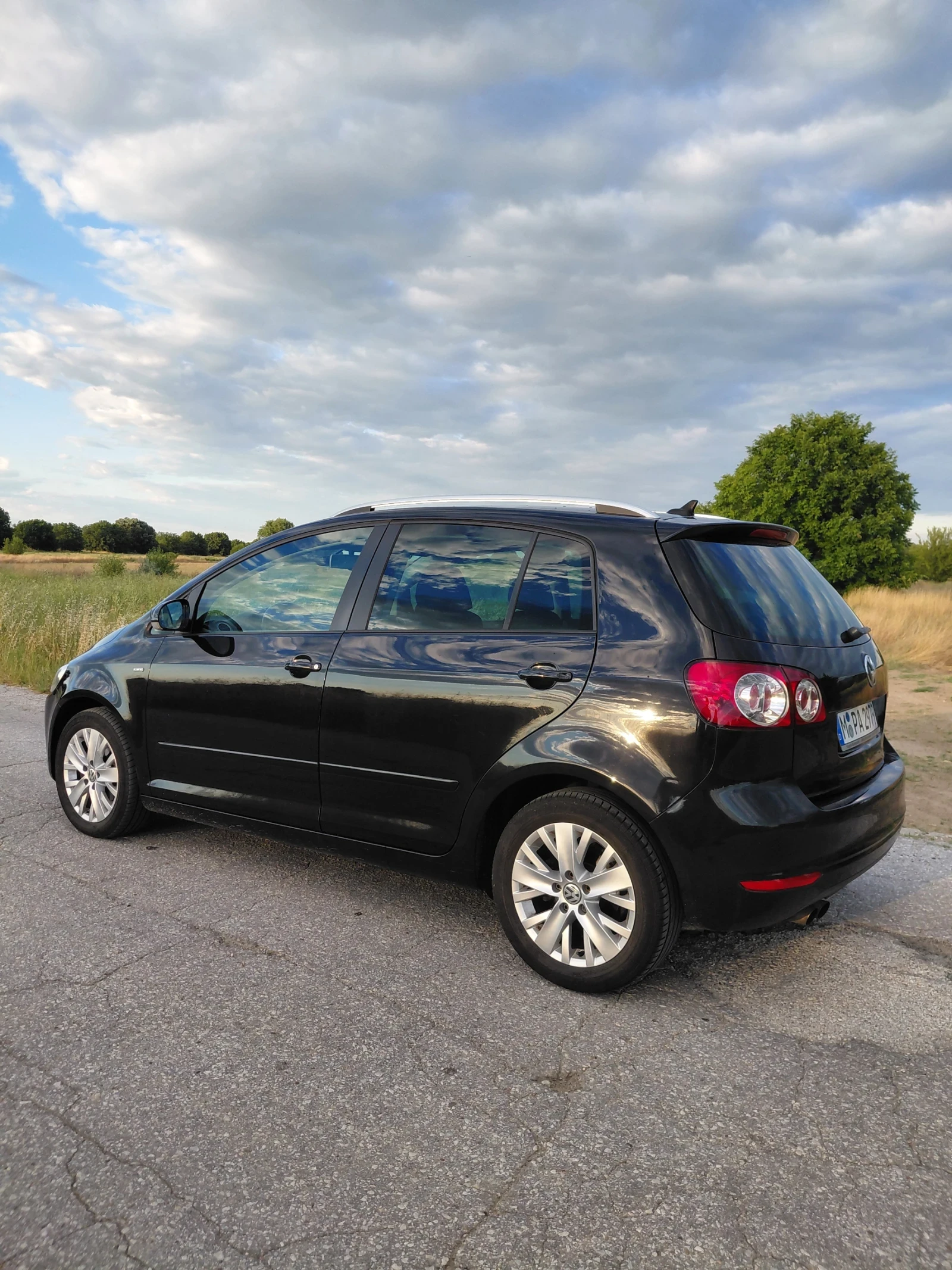 VW Golf Plus 2.0 FACELIFT, снимка 3 - Автомобили и джипове - 55176949