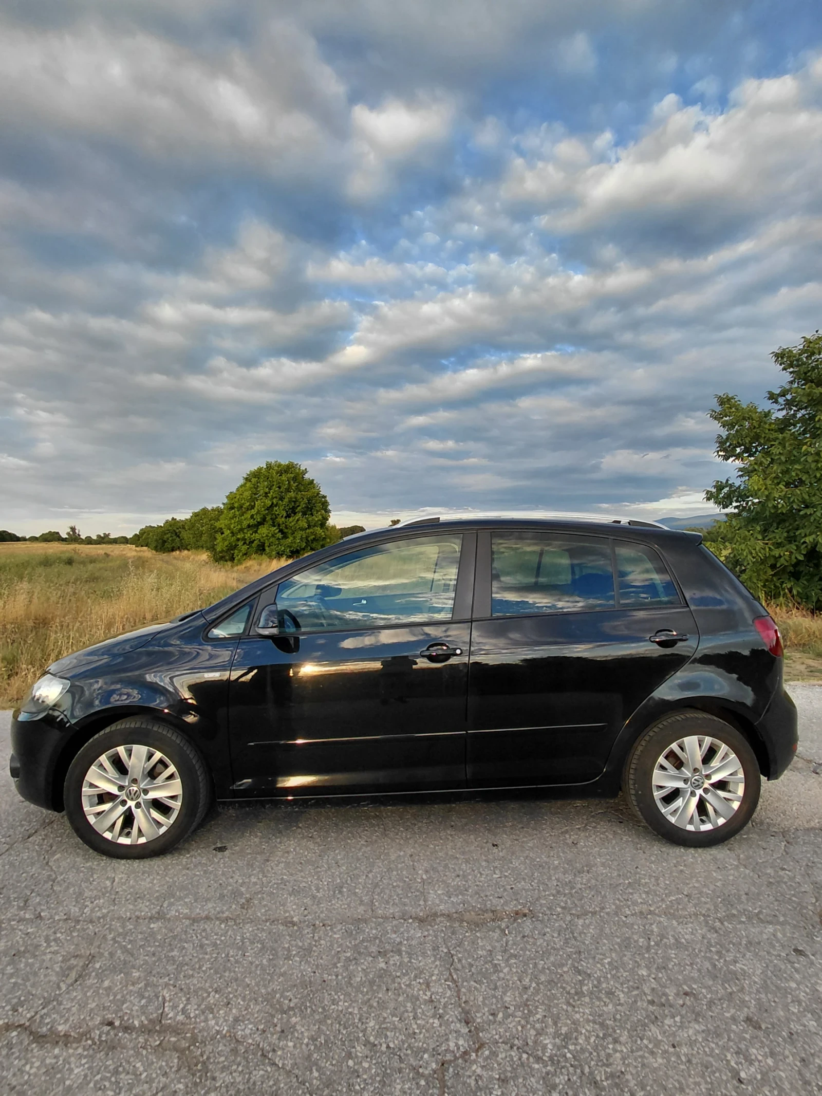 VW Golf Plus 2.0 FACELIFT, снимка 2 - Автомобили и джипове - 55176949