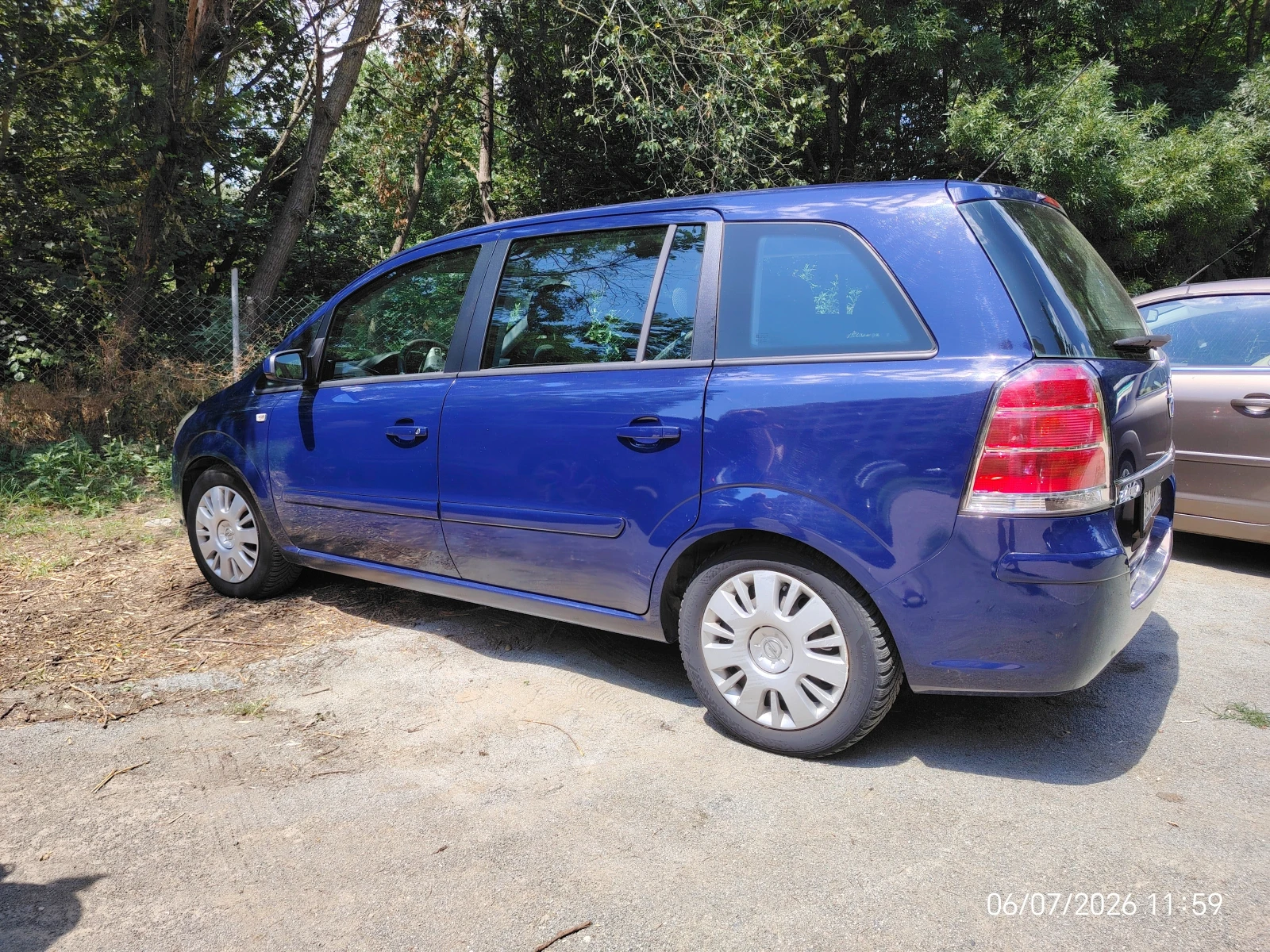 Opel Zafira, снимка 10 - Автомобили и джипове - 55387225