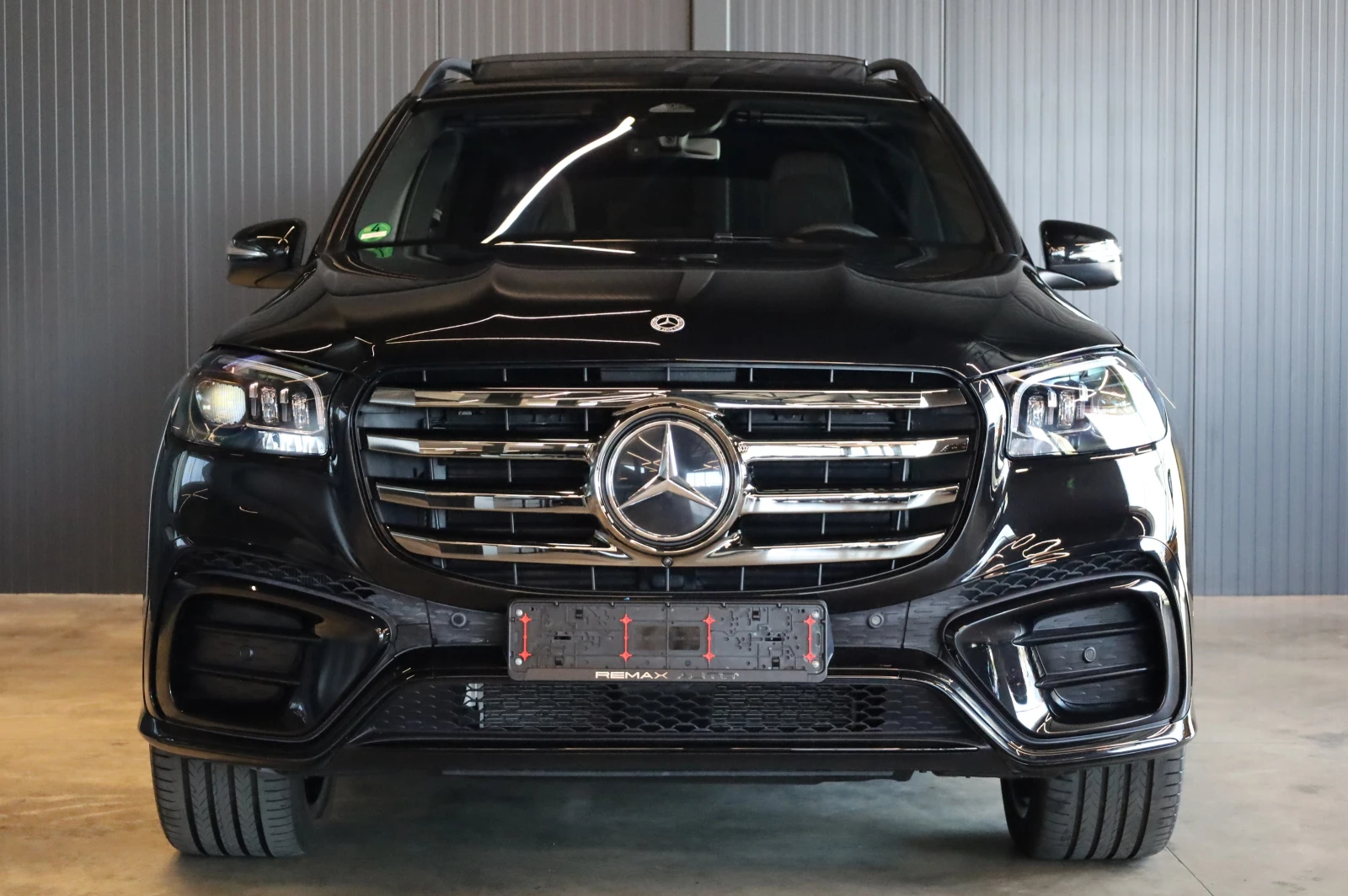 Mercedes-Benz GLS 450 FACELIFT* 4 MATIC* AMG LINE* PANO* BURMESTER* 360*, снимка 2 - Автомобили и джипове - 55748202