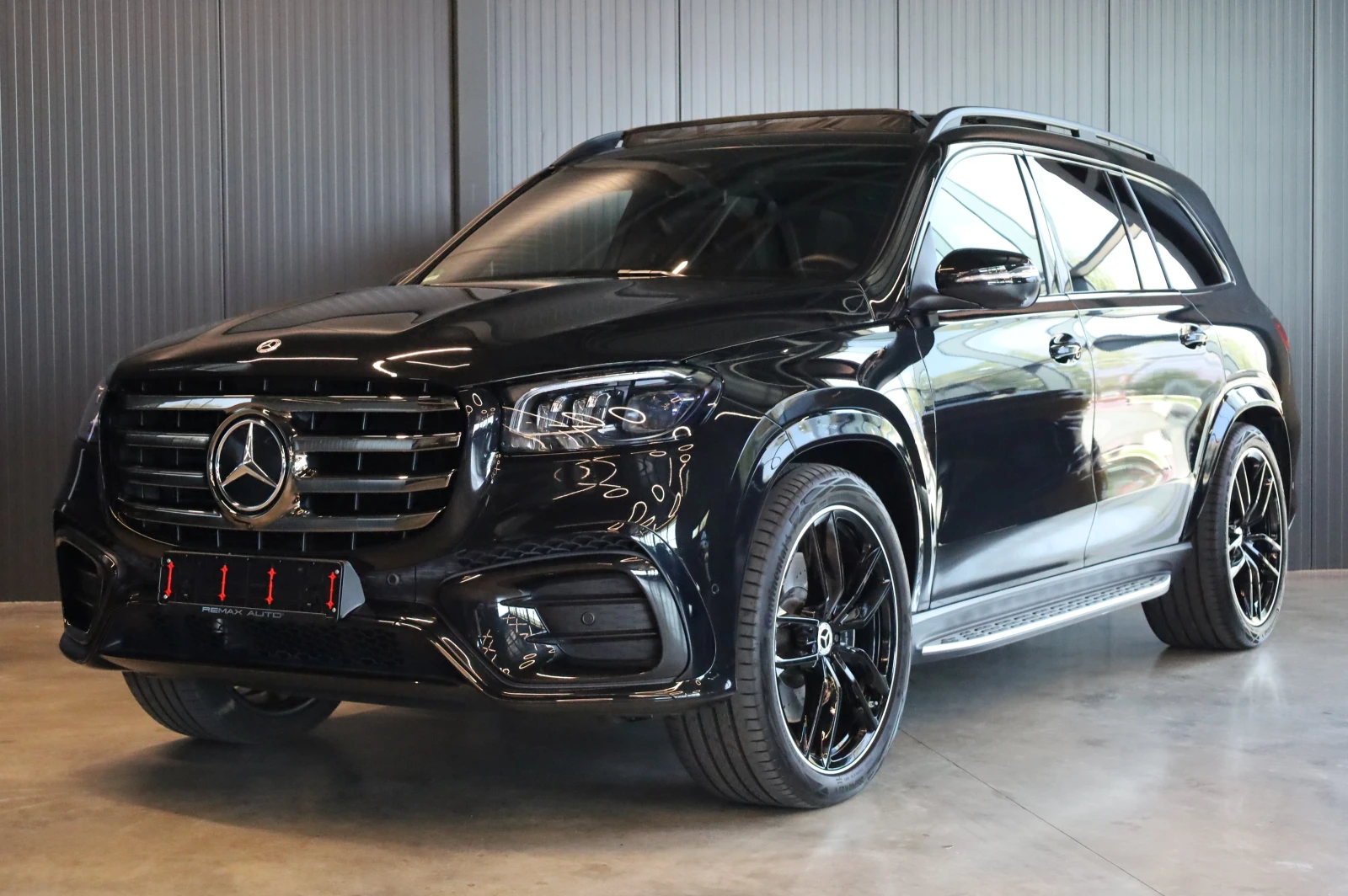 Mercedes-Benz GLS 450 FACELIFT* 4 MATIC* AMG LINE* PANO* BURMESTER* 360*, снимка 5 - Автомобили и джипове - 55748202