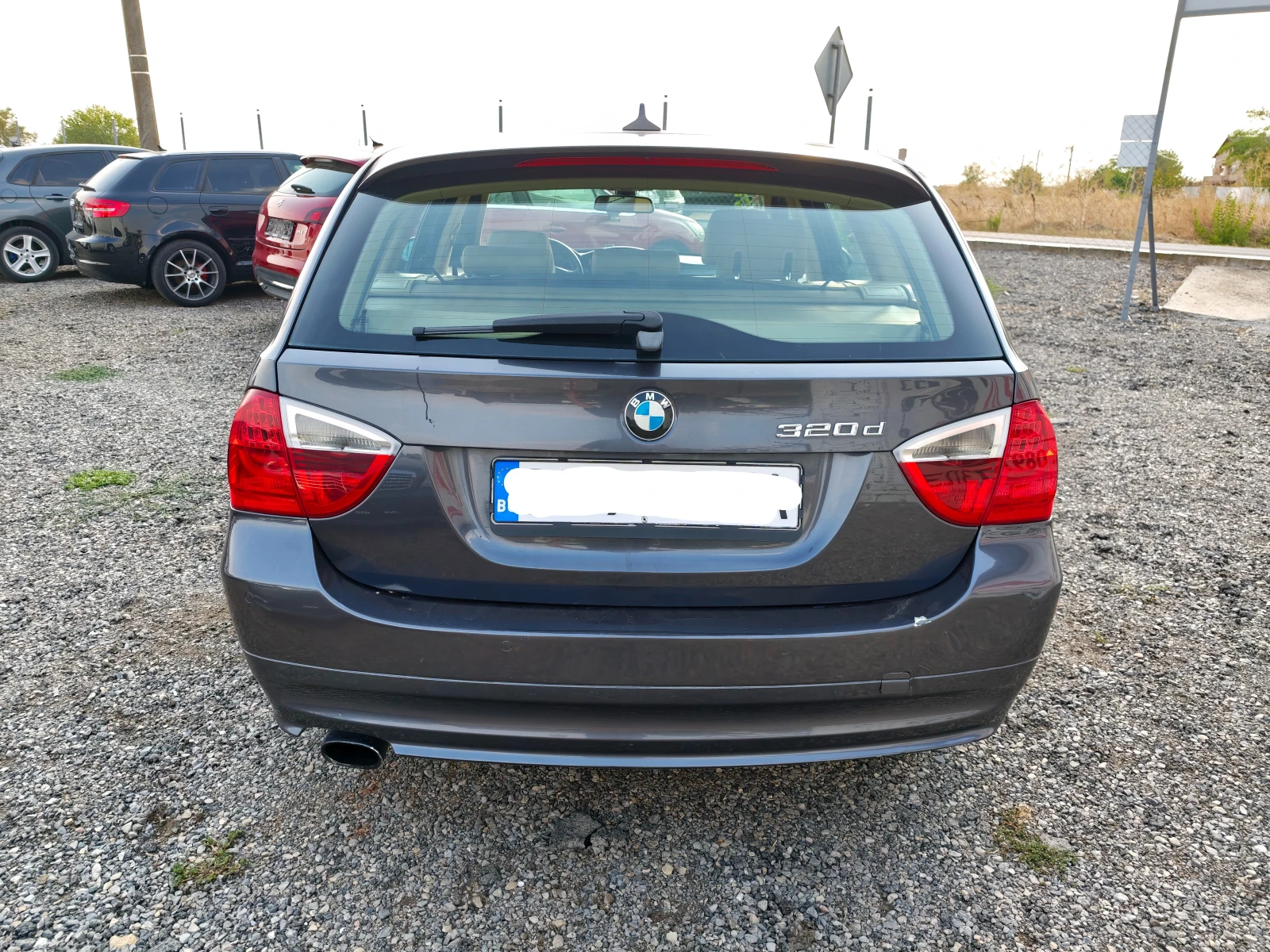 BMW 320 2.0D , снимка 4 - Автомобили и джипове - 56044729