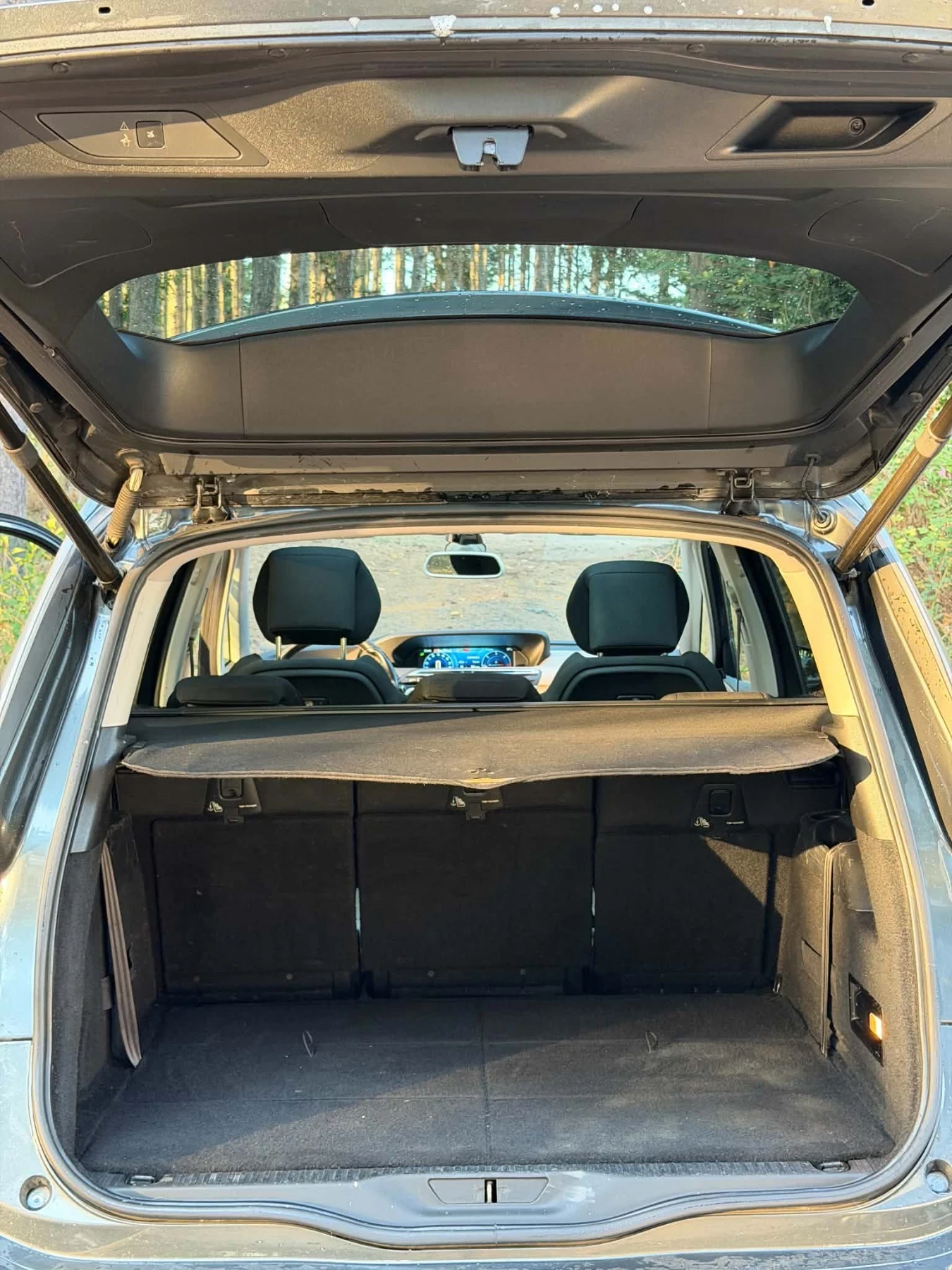Citroen C4 Picasso 2.0BlueHDI Exclusive Desin, снимка 5 - Автомобили и джипове - 56125270
