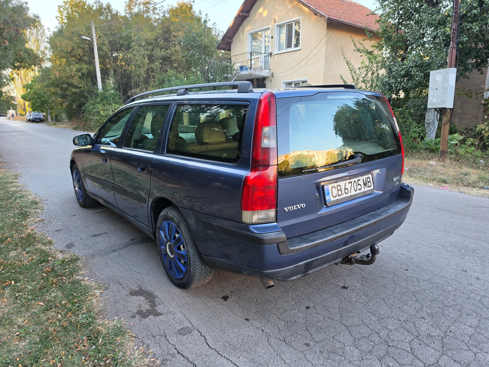 Volvo V70 Спешно!!!, снимка 6 - Автомобили и джипове - 56215219
