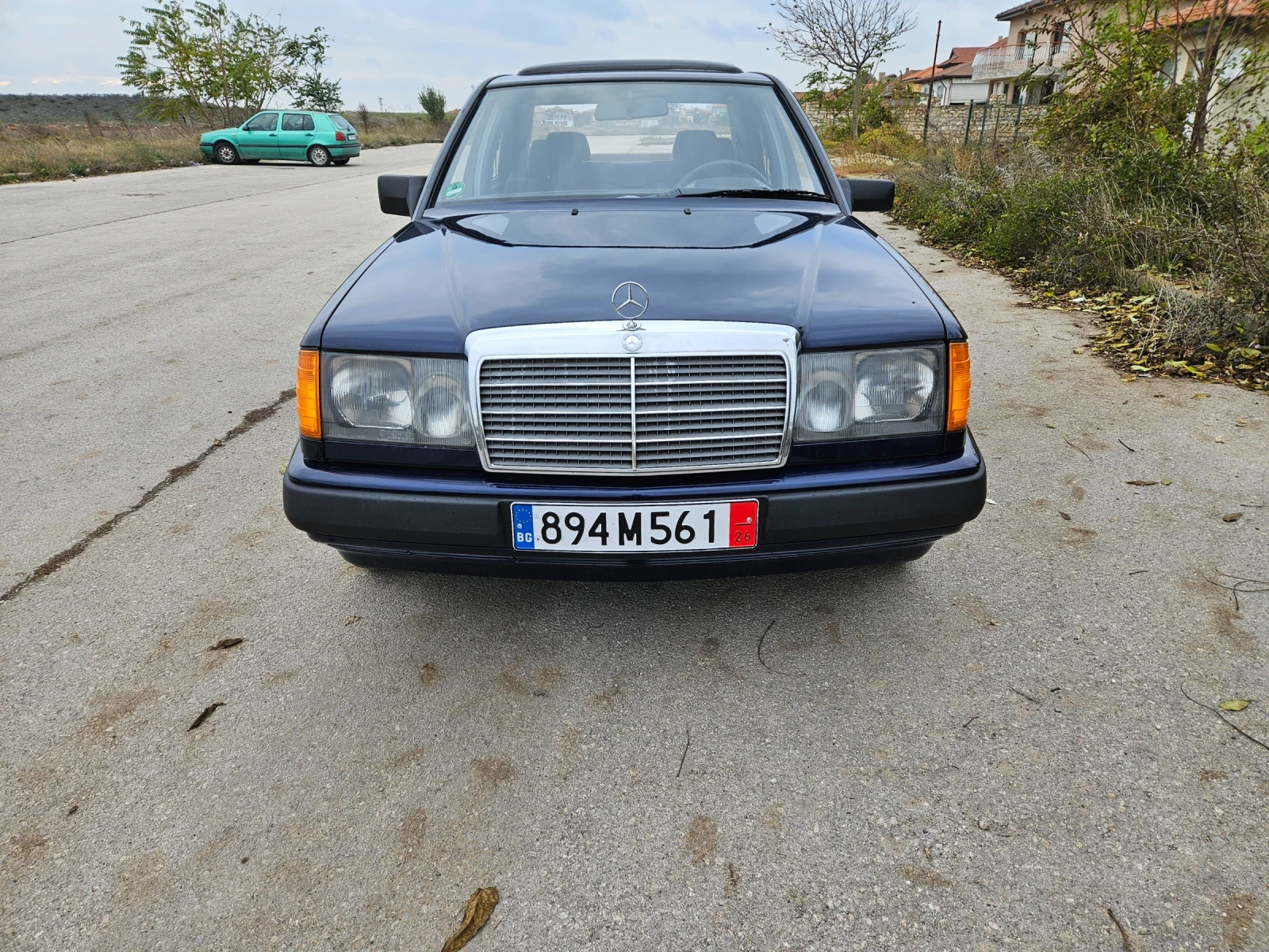 Mercedes-Benz 124 Бензин 2.6, снимка 2 - Автомобили и джипове - 56745926