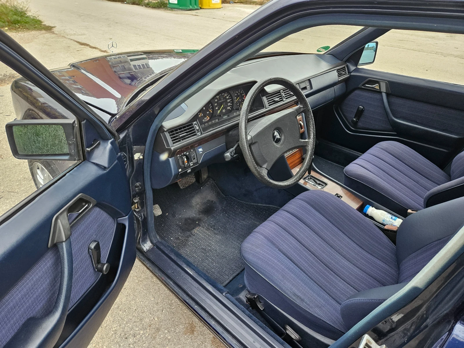 Mercedes-Benz 124 Бензин 2.6, снимка 15 - Автомобили и джипове - 56745926
