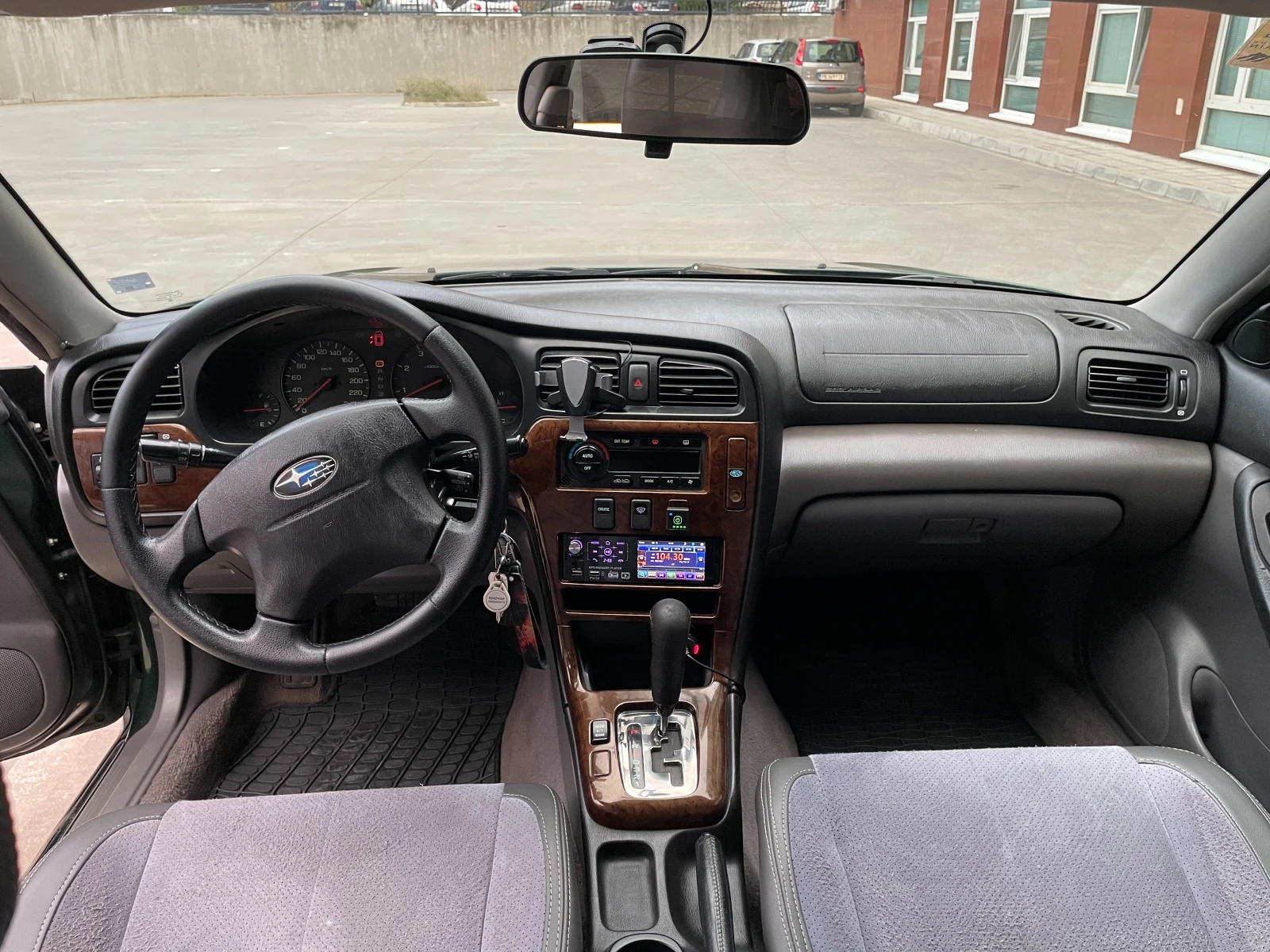 Subaru Outback, снимка 13 - Автомобили и джипове - 56746257