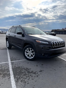     Jeep Cherokee LATITU AWD