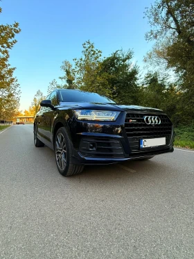 Audi Q7  1