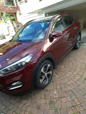 Hyundai Tucson 2.0CRDI 185 -Панорама, обдухване, подгрев - 15080 € / 29493.92 лв. - 13559299 1