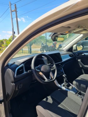 VW T-Roc - 25000 € / 48895.75 лв. - 16477439 14