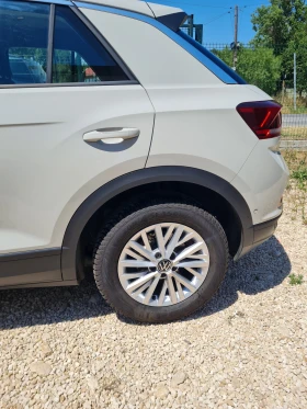 VW T-Roc - 25000 € / 48895.75 лв. - 16477439 4