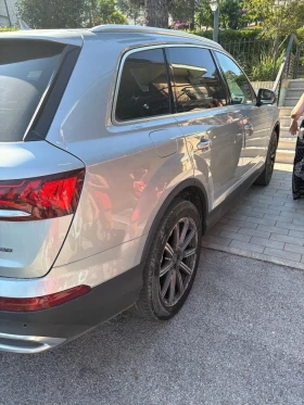 ������ Audi Q7