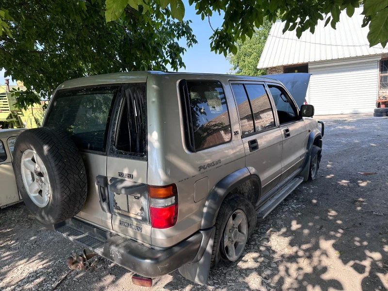 Isuzu Trooper, снимка 5 - Автомобили и джипове - 47019948