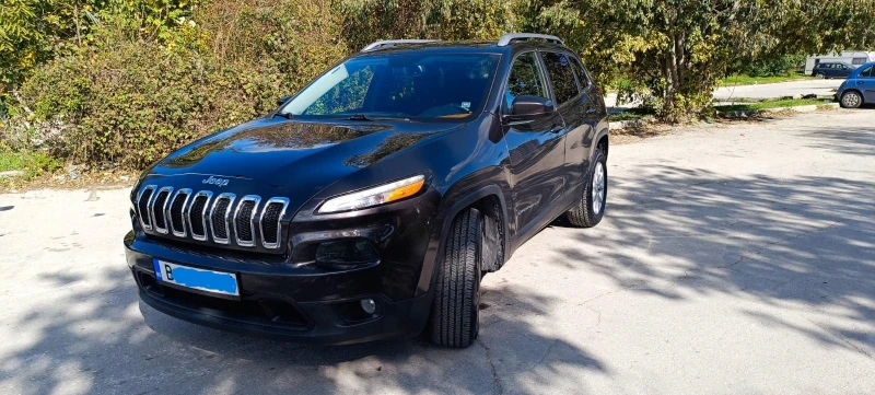 Jeep Cherokee LATITU AWD, снимка 3 - Автомобили и джипове - 47755399