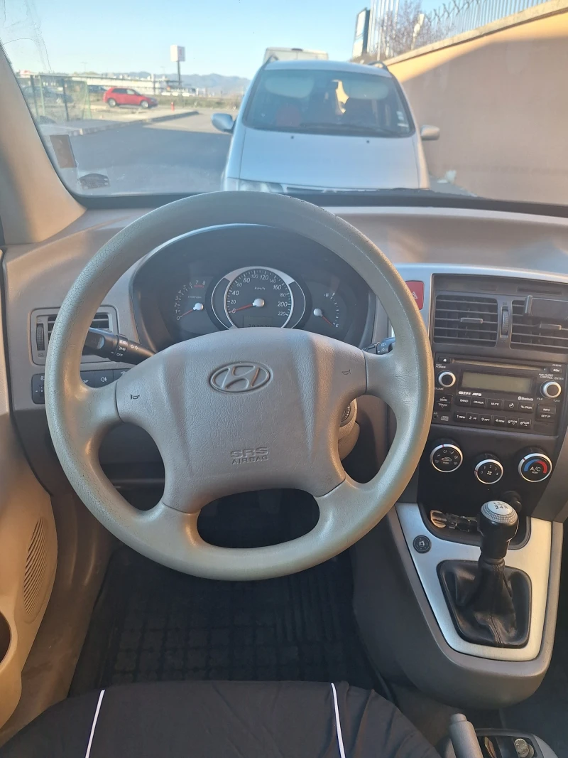 Hyundai Tucson, снимка 3 - Автомобили и джипове - 49608058