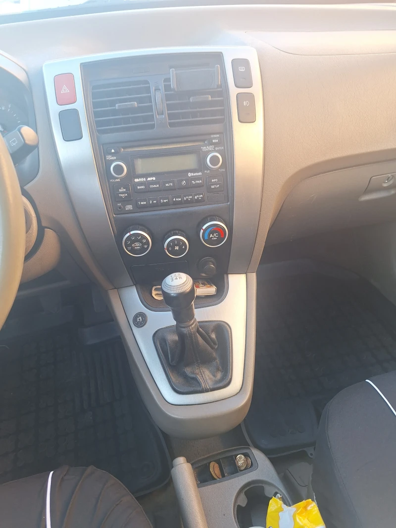 Hyundai Tucson, снимка 4 - Автомобили и джипове - 49608058