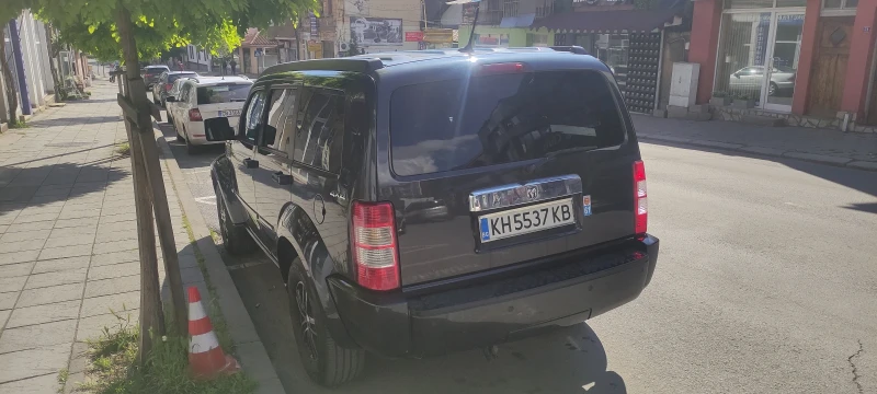 Dodge Nitro Фабрична Газова уредба 4x4 зим.летни гуми и дж, снимка 5 - Автомобили и джипове - 52395916