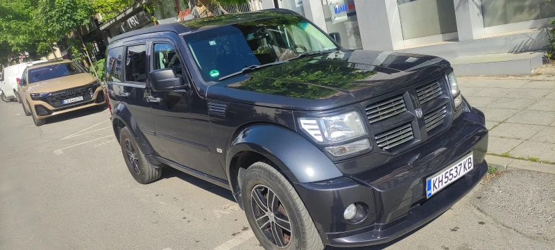 Dodge Nitro Фабрична Газова уредба 4x4 зим.летни гуми и дж, снимка 3 - Автомобили и джипове - 52395916