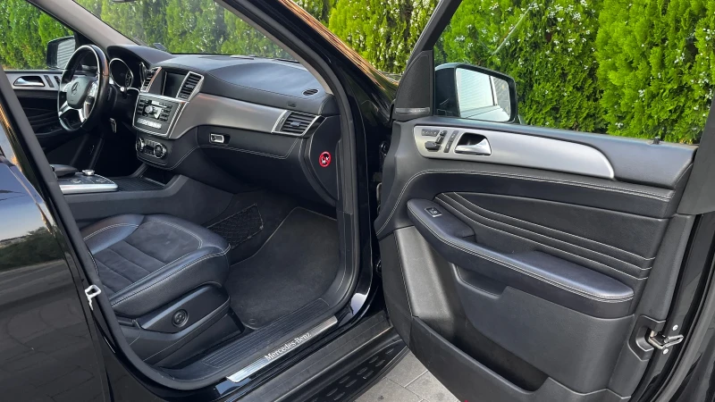 Mercedes-Benz ML 350 AMG PACK/OFFROAD/DISTRONIK-PLUS/ПОДГРЕВ/LOGIC7, снимка 7 - Автомобили и джипове - 52227246