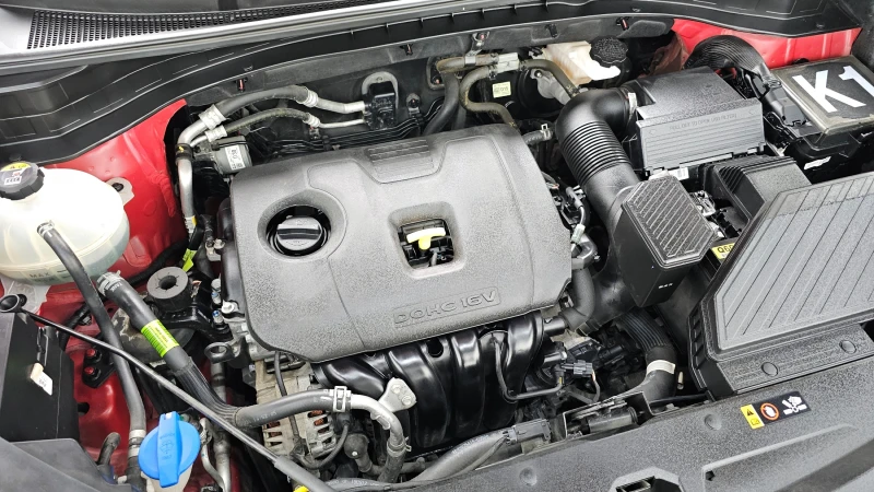 Kia Sportage 2.0 2WD PRESTIGE , снимка 6 - Автомобили и джипове - 52463747