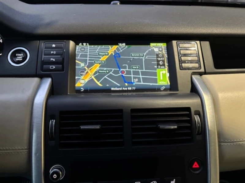 Land Rover Discovery Sport * AWD HSE LUXURY, PANO ROOF, NAVI, LOADED UP!! * C, снимка 8 - Автомобили и джипове - 52866366