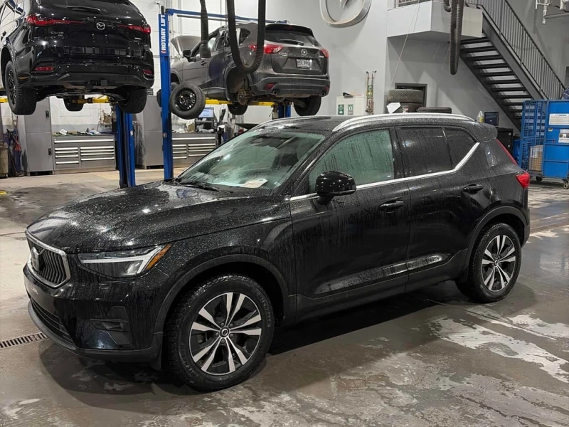 Volvo XC40 * Plus Bright Theme * CARFAX * ЦЕНА ДО БГ, снимка 2 - Автомобили и джипове - 53112437