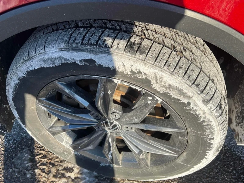 VW Tiguan Comfortline * CARFAX * ПОДГРЕВИ* , снимка 6 - Автомобили и джипове - 53283502