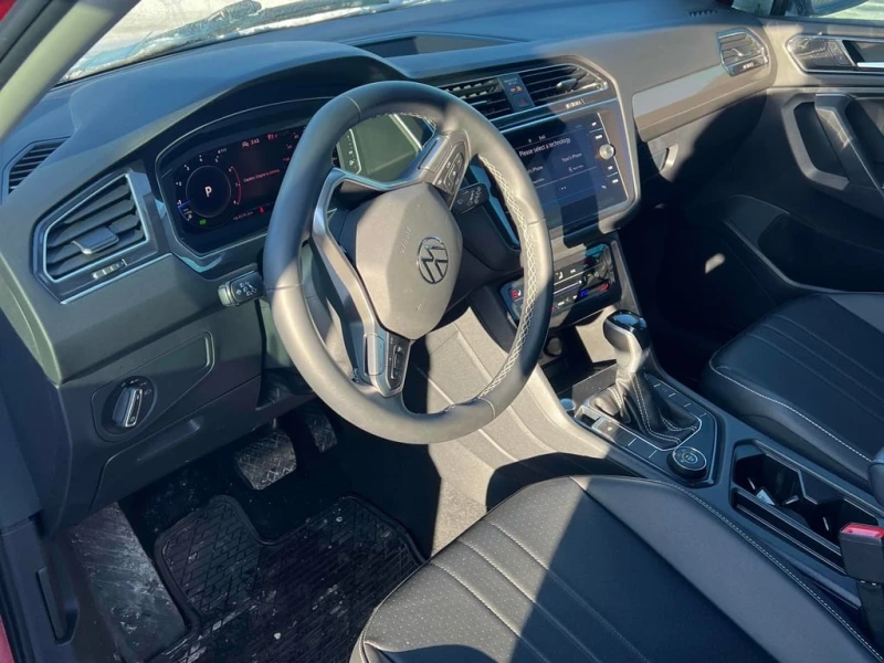 VW Tiguan Comfortline * CARFAX * ПОДГРЕВИ* , снимка 7 - Автомобили и джипове - 53283502
