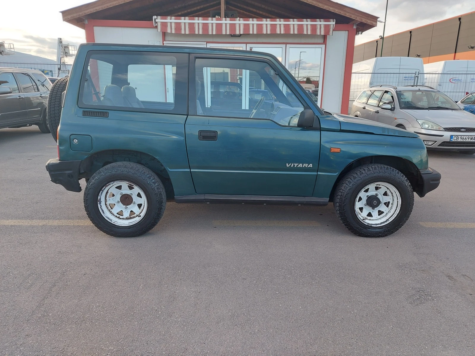 Suzuki Vitara 1, 6 i, 4x4, КЛИМАТИК, ГАЗОВА УРЕДБА, ИТАЛИЯ - изображение 4