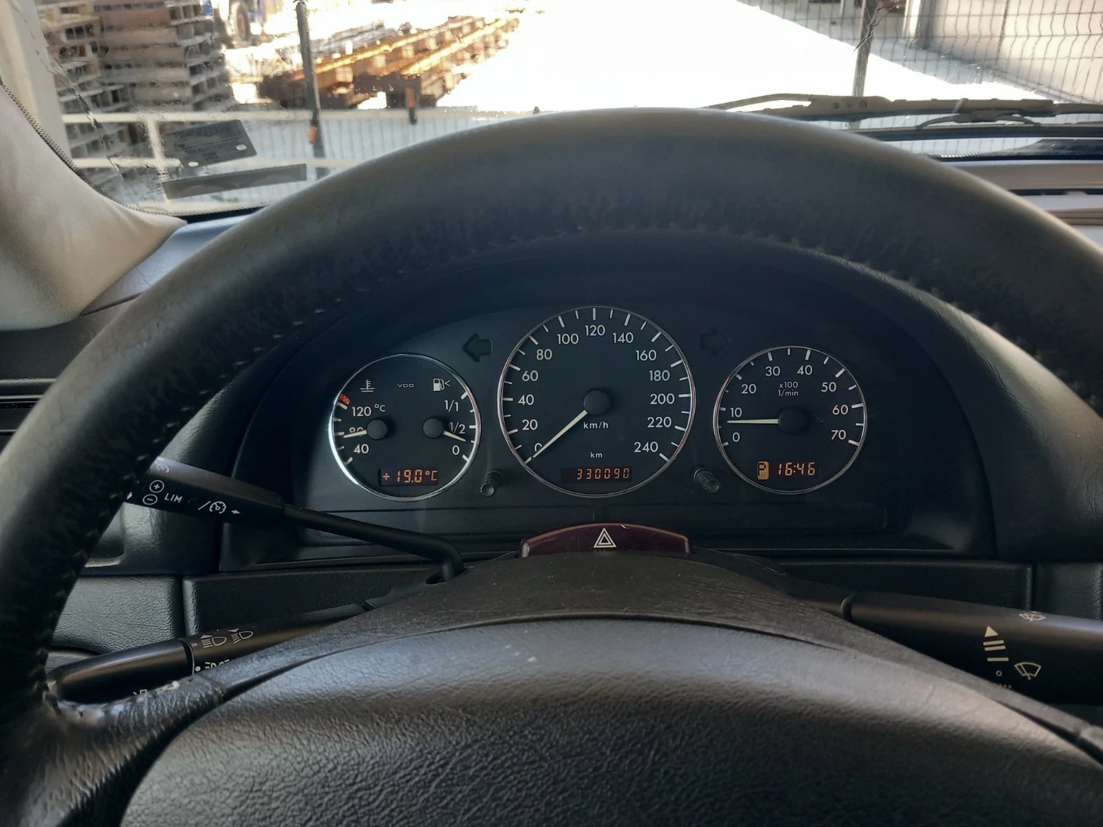 Mercedes-Benz ML 500 ML 500 + газ и всички екстри за модела  - изображение 8