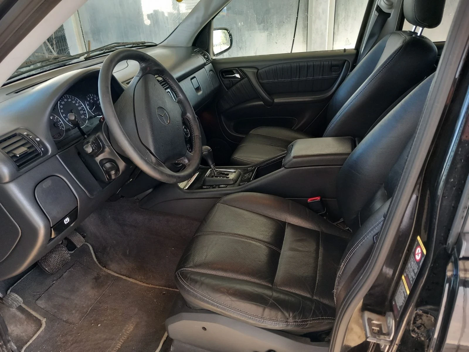 Mercedes-Benz ML 500 ML 500 + газ и всички екстри за модела  - изображение 9