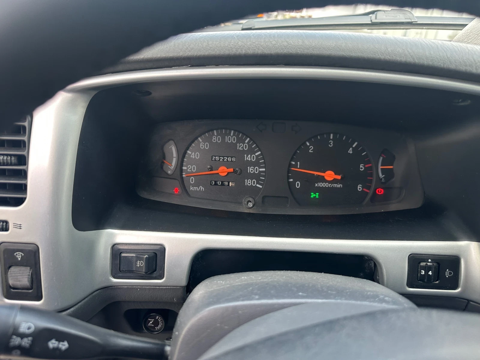 Mitsubishi L200  - изображение 5