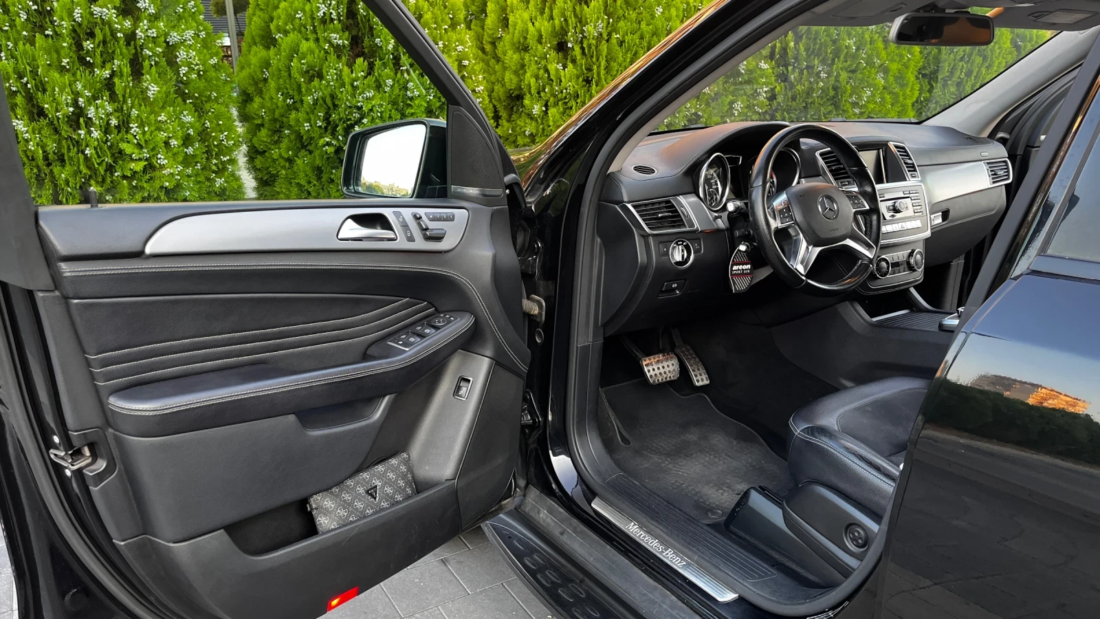 Mercedes-Benz ML 350 AMG PACK/OFFROAD/DISTRONIK-PLUS/ПОДГРЕВ/LOGIC7 - изображение 7