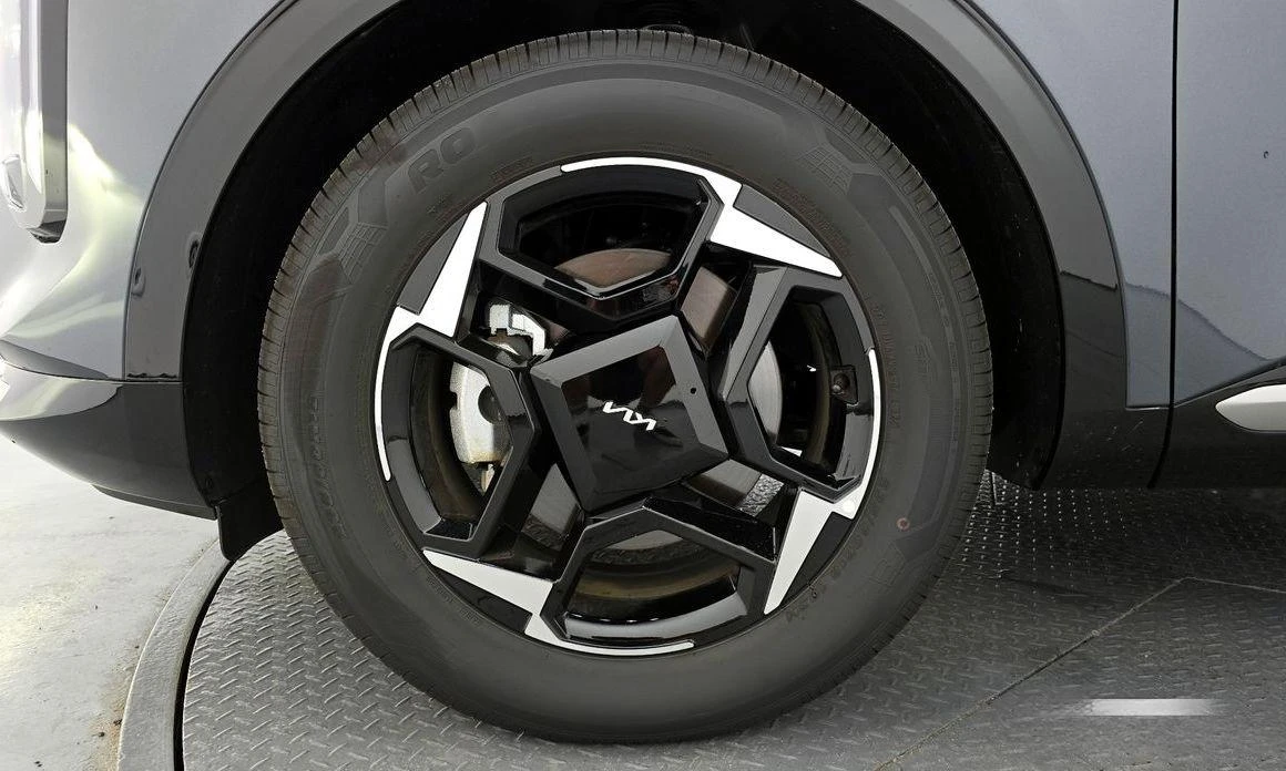 Kia Sportage Gasoline 1.6 Turbo 2WD Signature - изображение 5