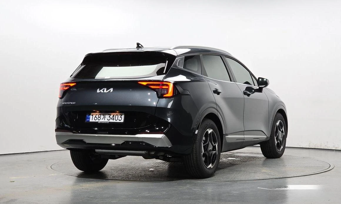 Kia Sportage Gasoline 1.6 Turbo 2WD Signature - изображение 2