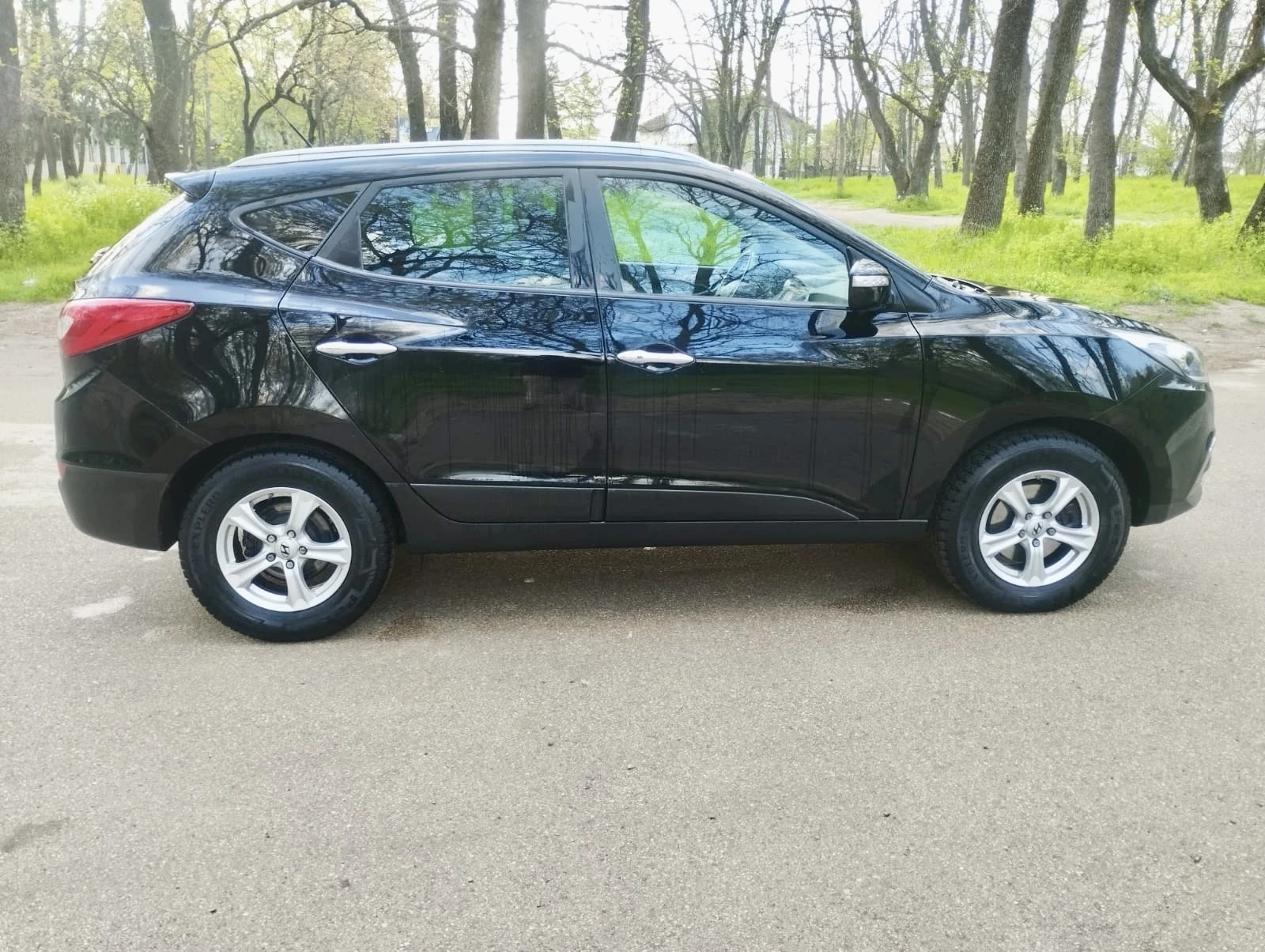 Hyundai IX35 2.0 4x4 184hp, снимка 8 - Автомобили и джипове - 52923299
