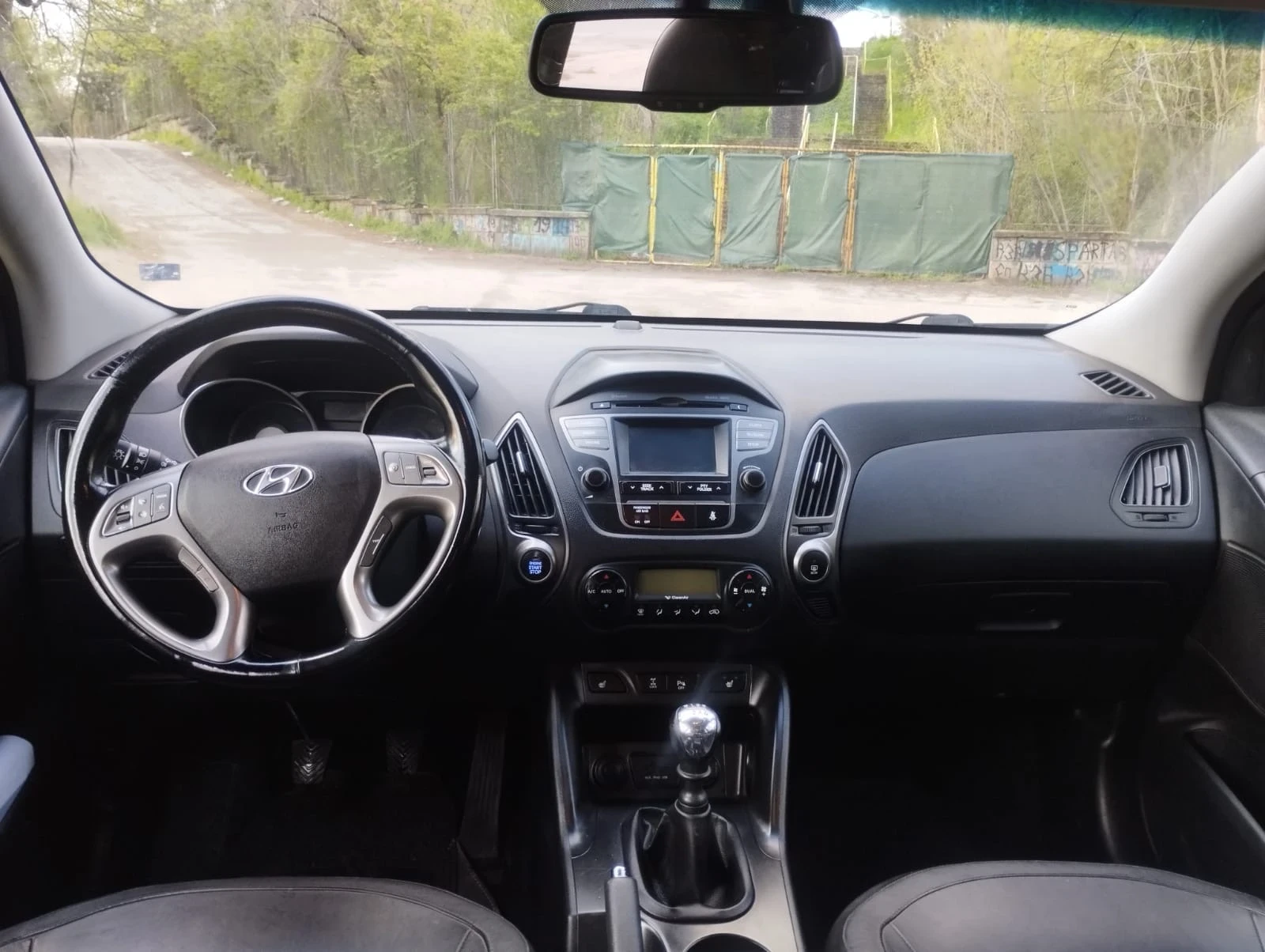 Hyundai IX35 2.0 4x4 184hp, снимка 13 - Автомобили и джипове - 52923299