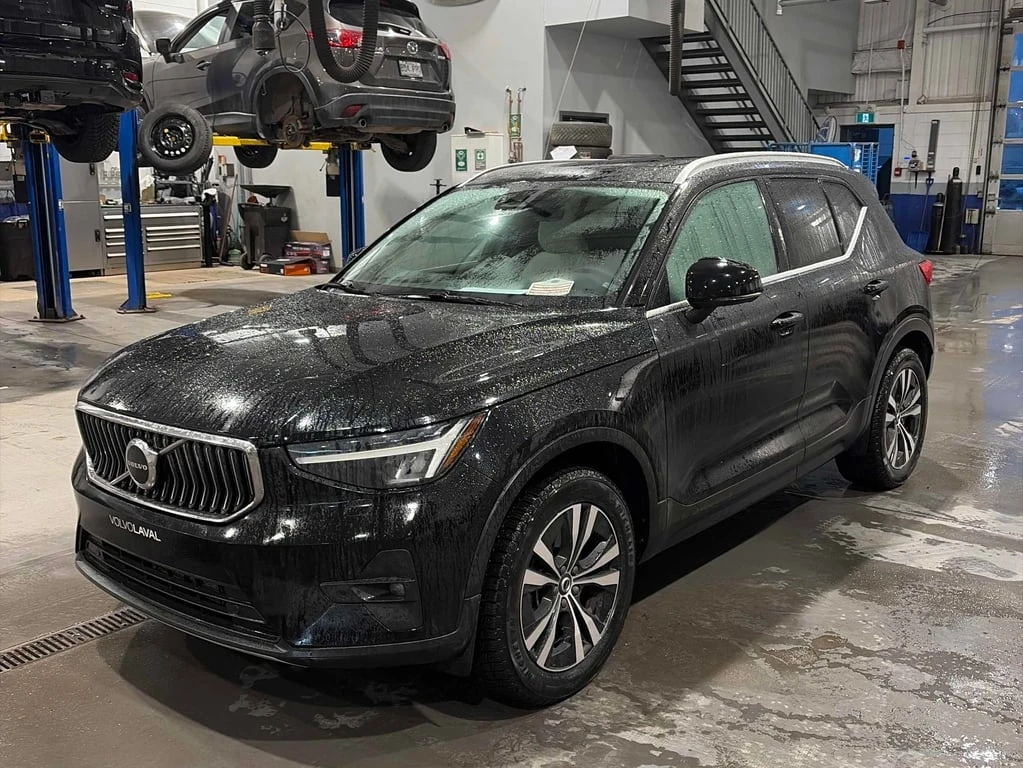 Volvo XC40 * Plus Bright Theme * CARFAX * ���� �� �� | Mobile.bg � ����������� 1