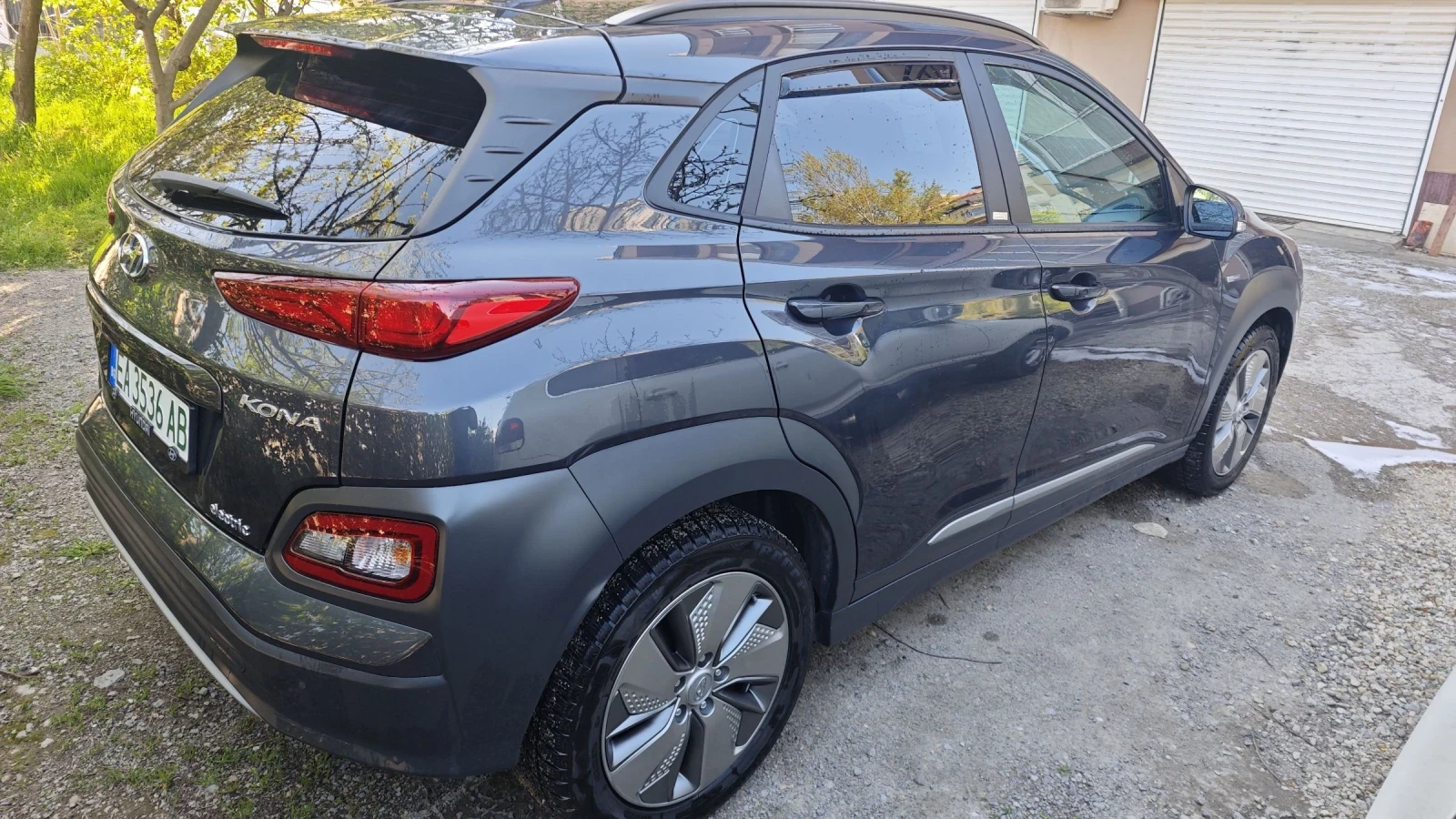 Hyundai Kona, снимка 12 - Автомобили и джипове - 54327675