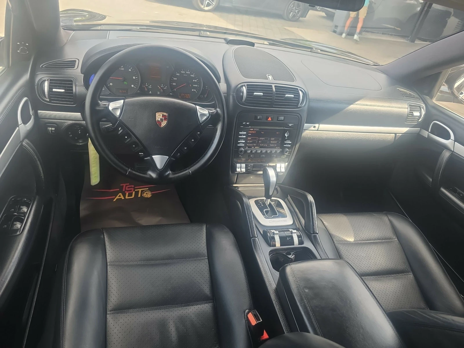 Porsche Cayenne 3.0 245ps Navi Feisa, снимка 9 - Автомобили и джипове - 54568217