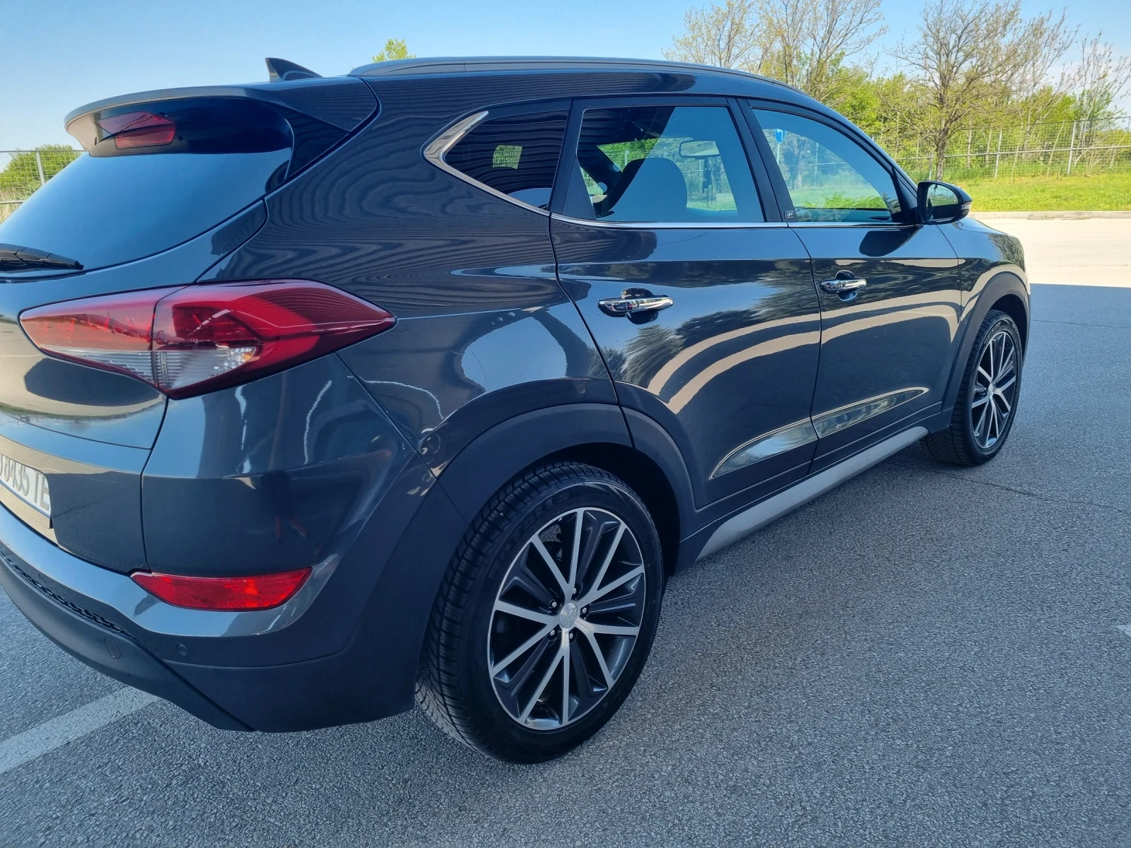 Hyundai Tucson 1.7 CRDI 2019 г., снимка 5 - Автомобили и джипове - 54644237