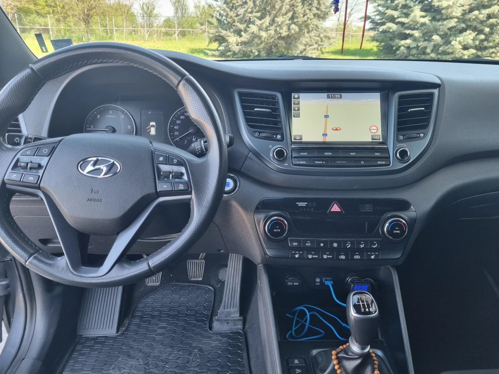 Hyundai Tucson 1.7 CRDI 2019 г., снимка 12 - Автомобили и джипове - 54644237