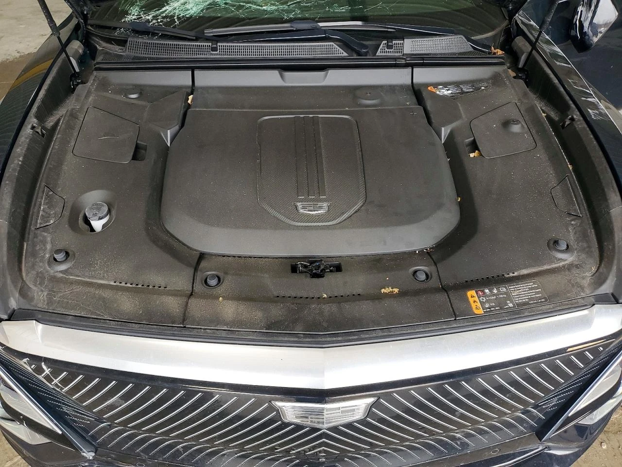 Други Друг Cadillac Lyriq Luxury, снимка 12 - Автомобили и джипове - 54655646