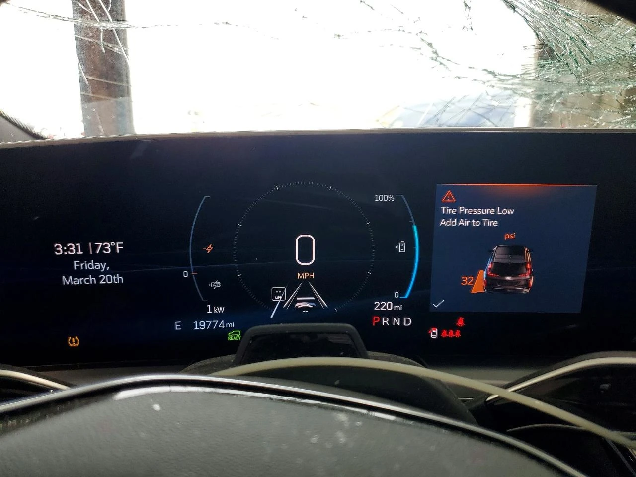 Други Друг Cadillac Lyriq Luxury, снимка 9 - Автомобили и джипове - 54655646