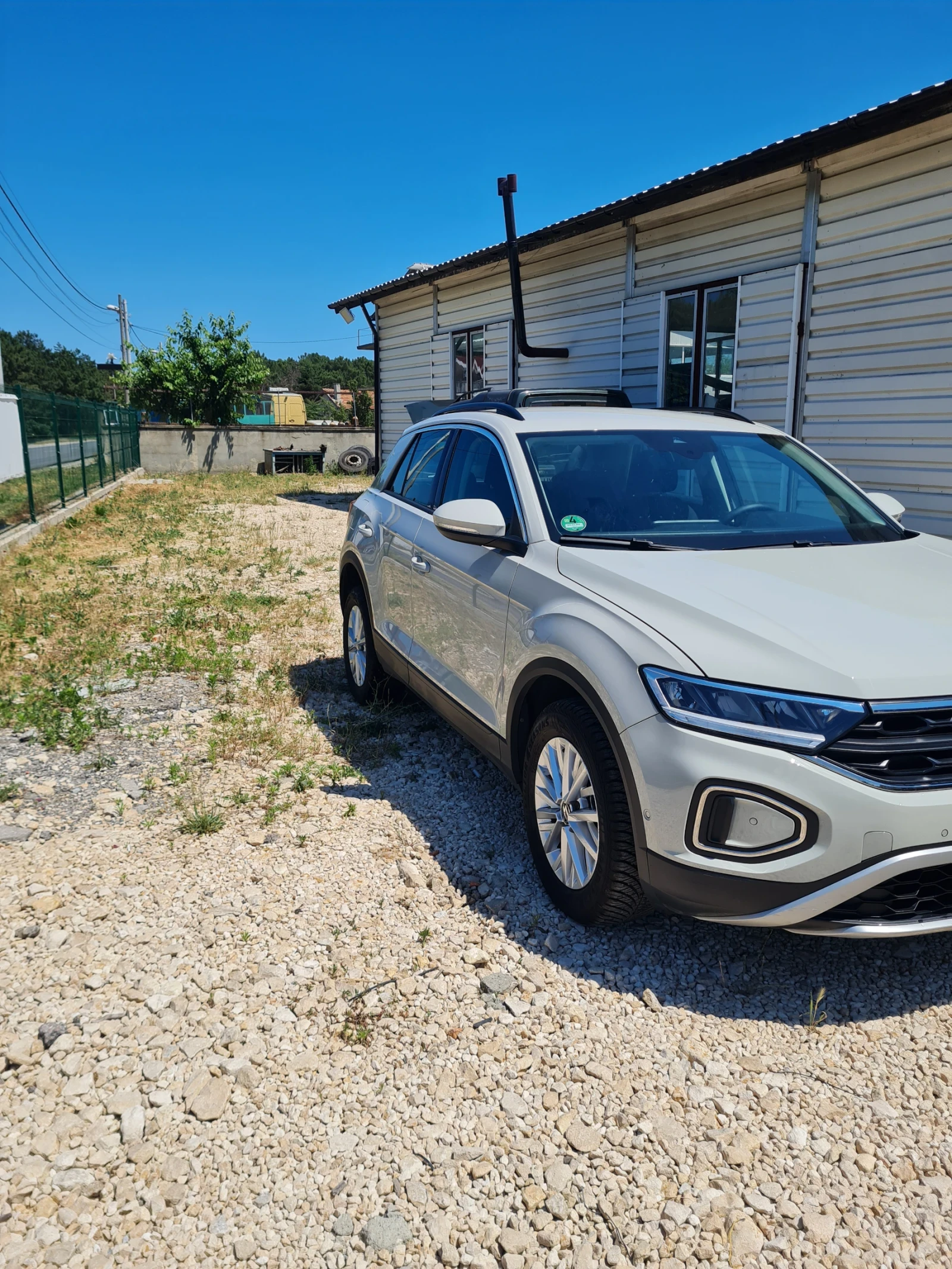 VW T-Roc, снимка 2 - Автомобили и джипове - 55065026