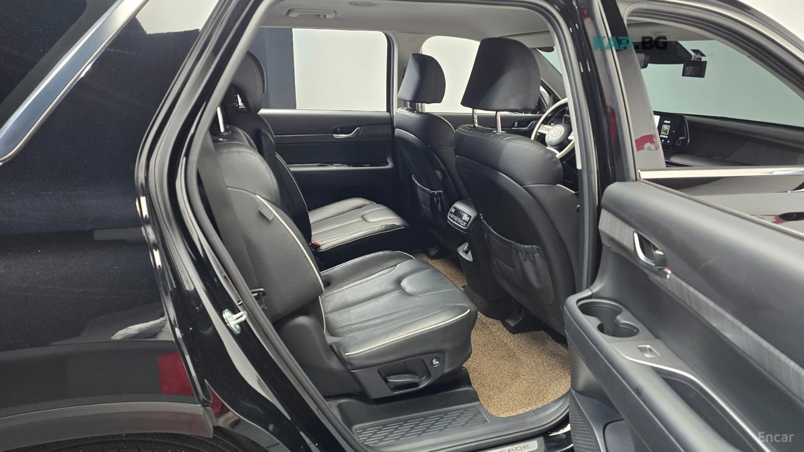 Hyundai Palisade Le Blanc* 4WD* 360* ОБДУХВ* КАМЕРА* PANO* HUD* , снимка 11 - Автомобили и джипове - 55286969