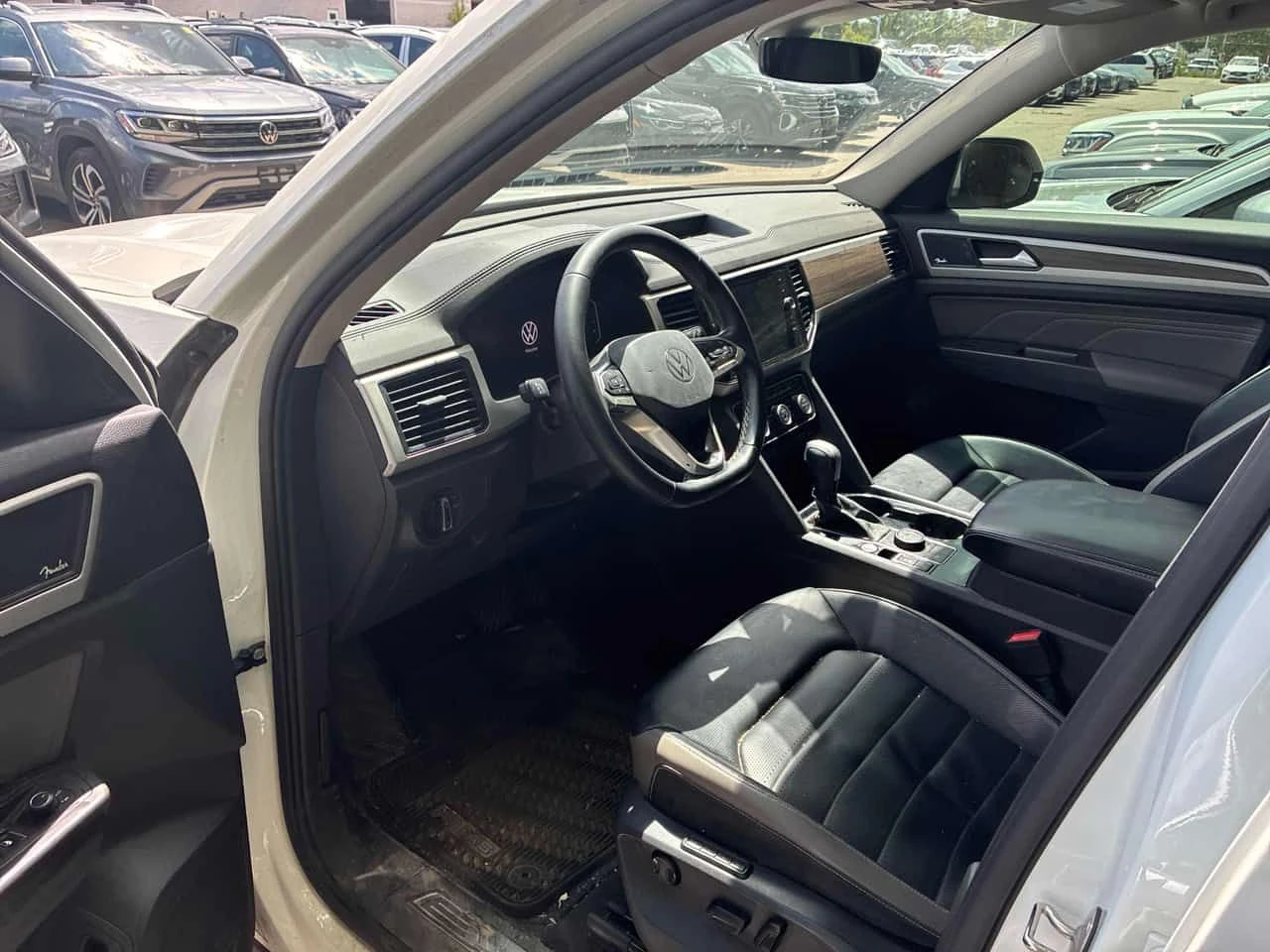 VW Atlas * Highline * CARFAX * ОПЦИЯ ЗА ФИНАНСИРАНЕ , снимка 5 - Автомобили и джипове - 55590851
